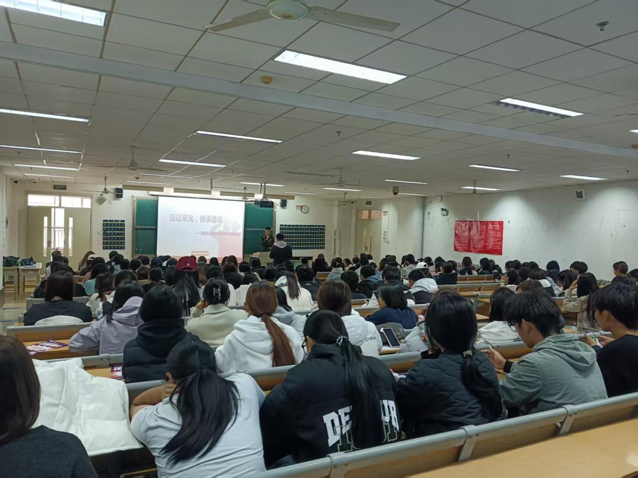 5b2dfc60685f402b0db5b0c367a52092