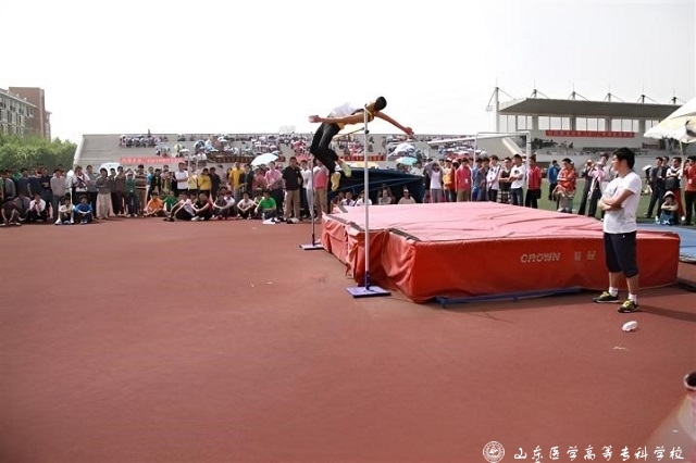 https://www.sdmc.edu.cn/__local/4/7A/37/AFA1C01F5FFAC204905B4CC0997_47BF2E2B_214BE.jpg
